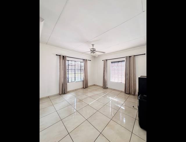 3 BEDROOM FREESTANDING FOR SALE IN MINERALIA